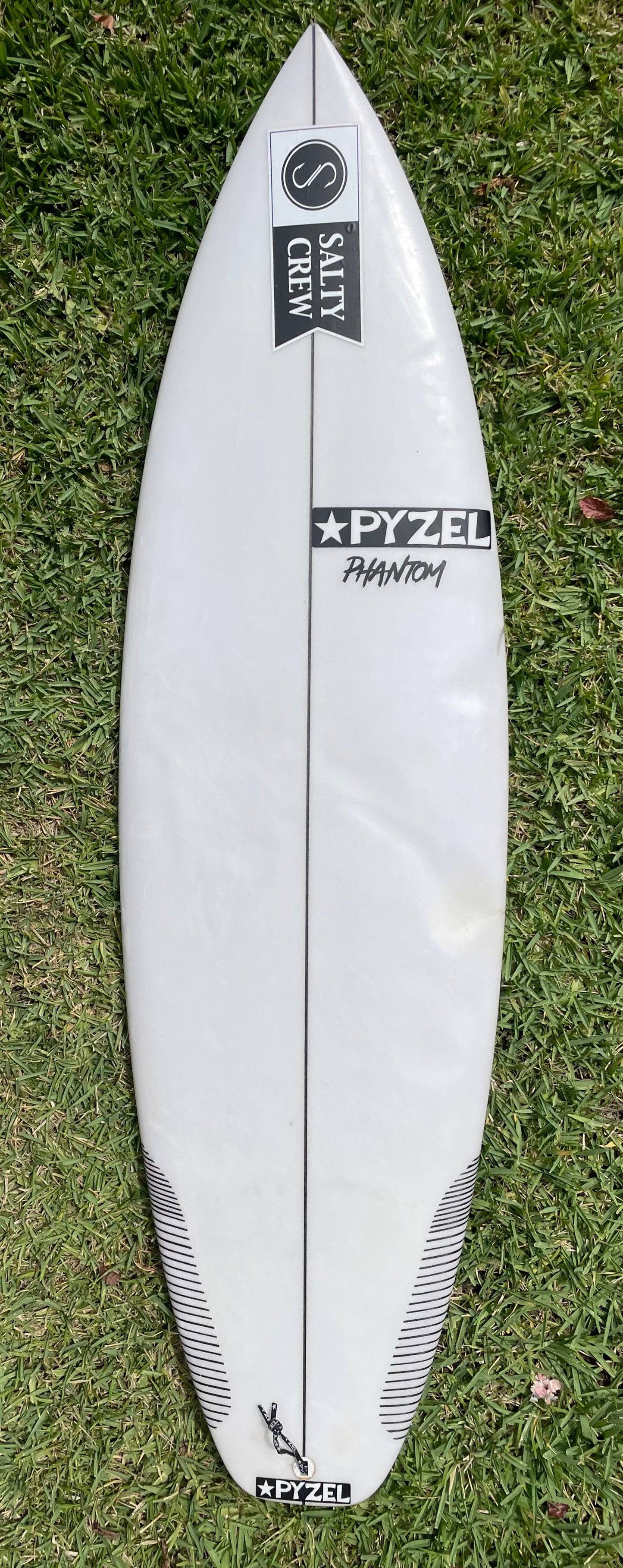 Pyzel Surfboards Phantom Used Surfboard 5.9" x 19.25" x 2.44"x 28.6L